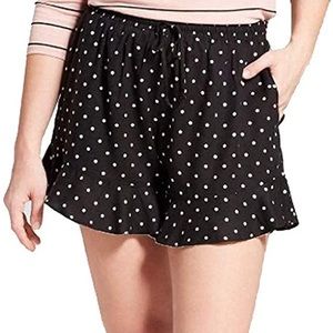 Flowy Polka Dot Shorts (Large)